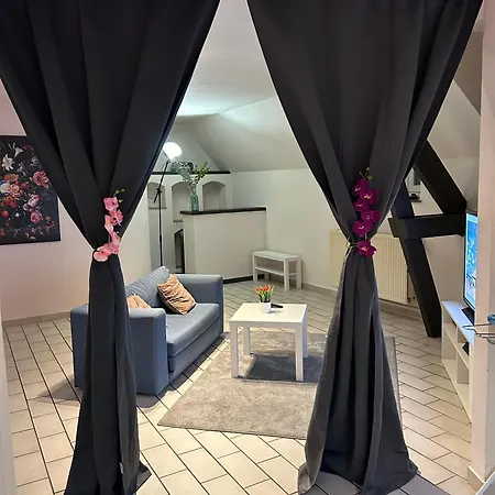 1 Pres De La Grand'place Apartment